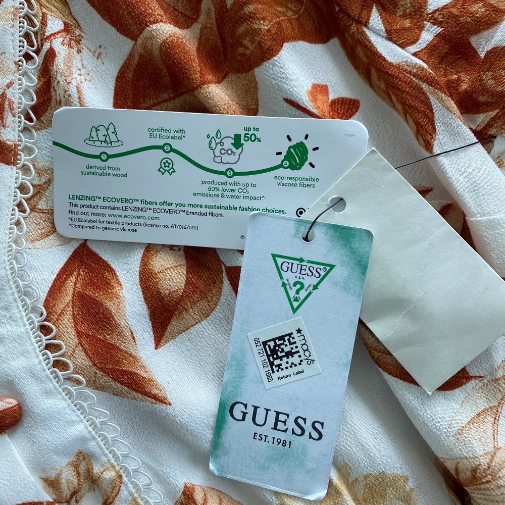 NWT Guess Floral V-Neck Blouse Sz M - Picture 10 of 12
